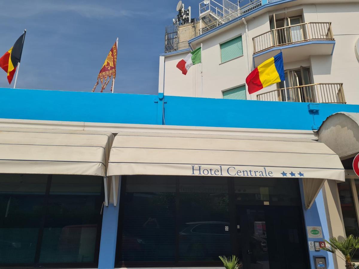 Hotel Centrale Eraclea Mare Exterior photo